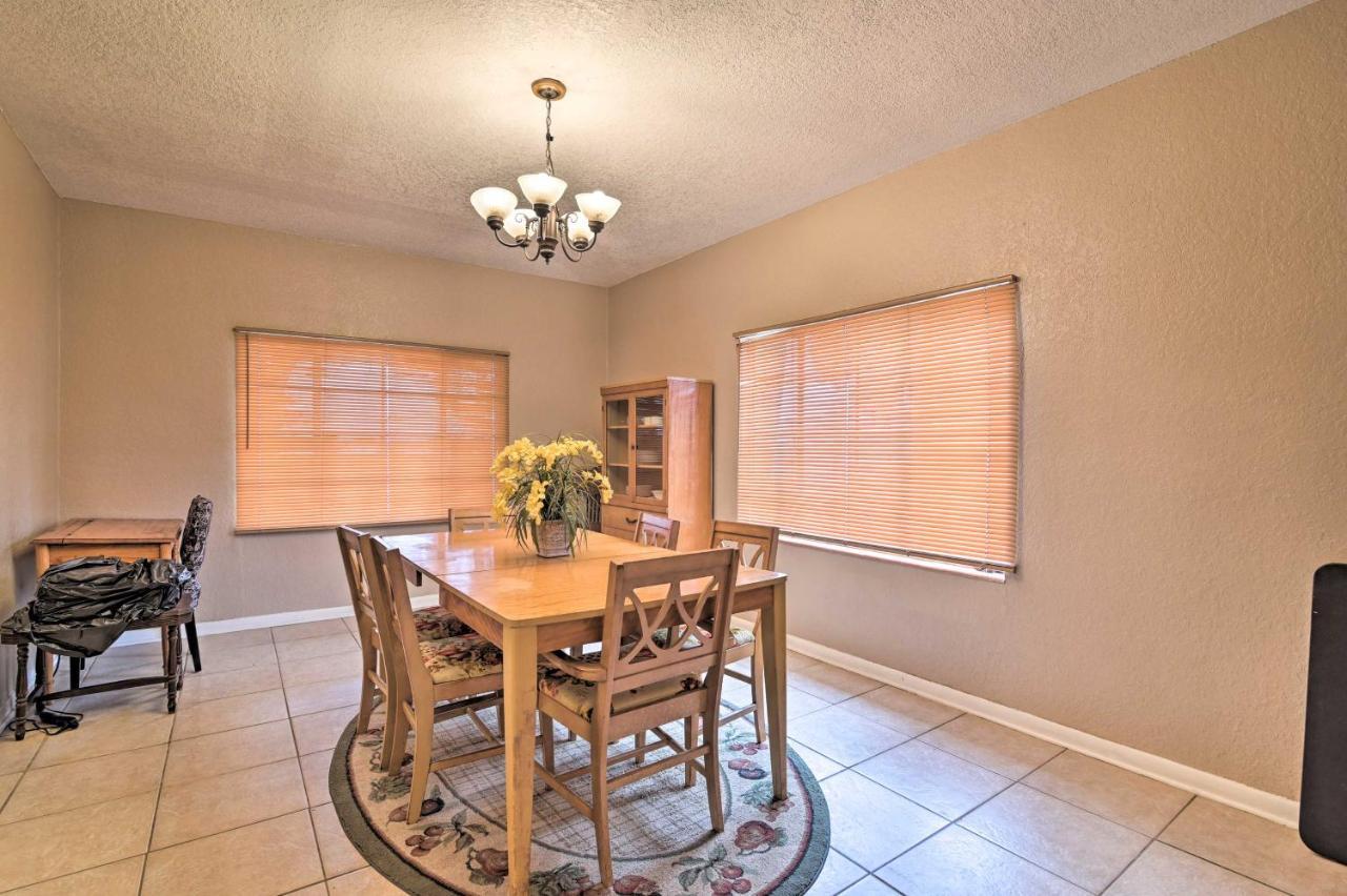Pet-Friendly Auburndale House With Lake Views! Exterior photo
