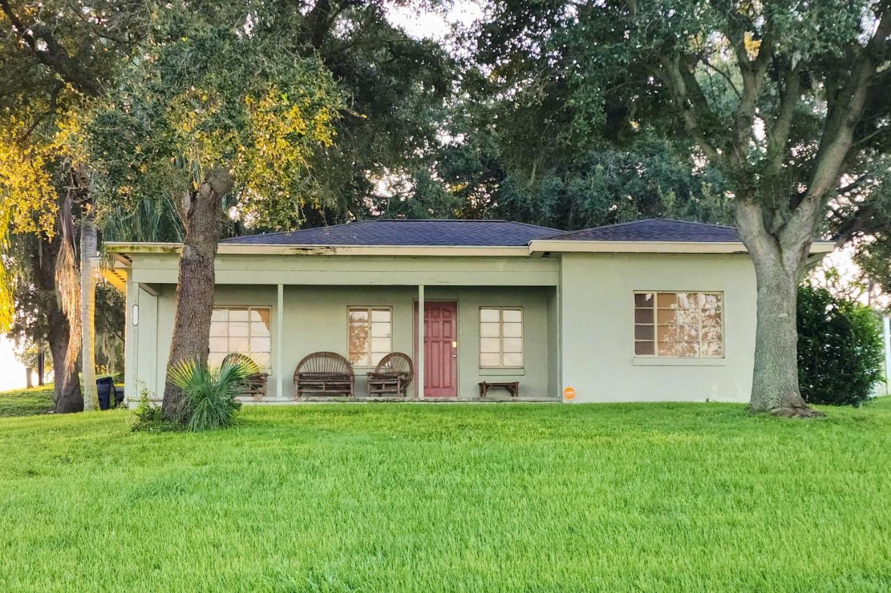 Pet-Friendly Auburndale House With Lake Views! Exterior photo